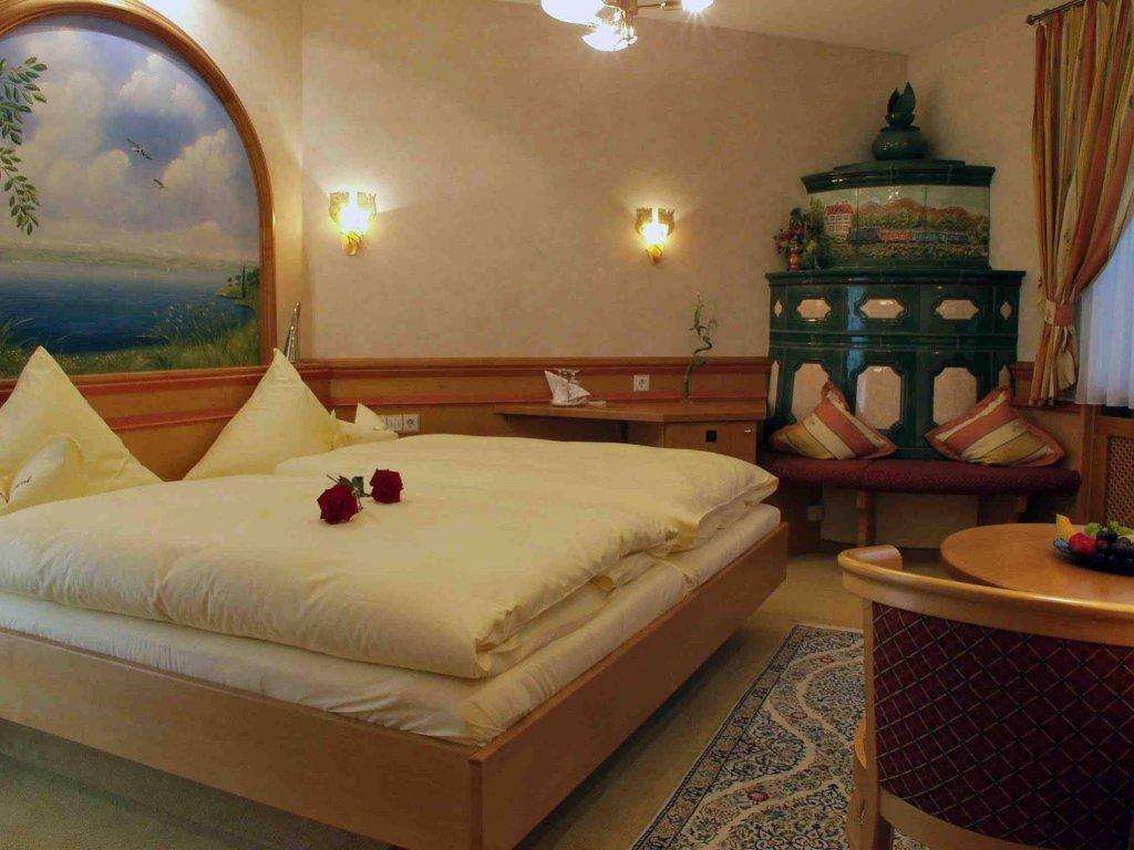 ויינגרטן Akzent Hotel Restaurant Altdorfer Hof מראה חיצוני תמונה