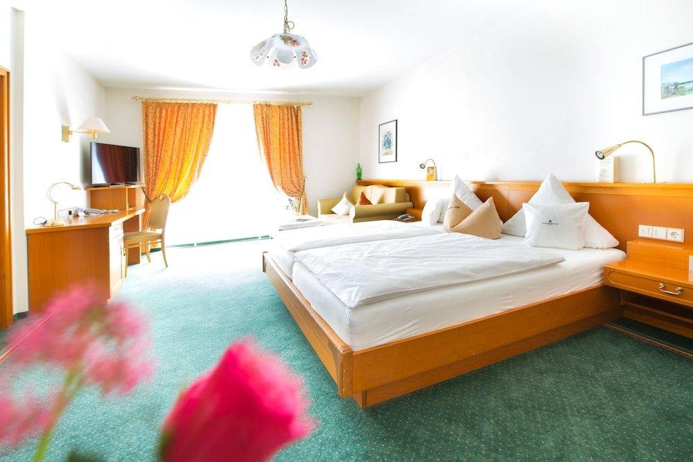 ויינגרטן Akzent Hotel Restaurant Altdorfer Hof מראה חיצוני תמונה
