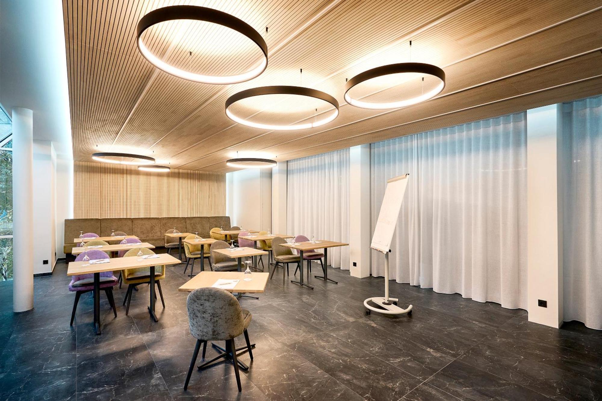 ויינגרטן Akzent Hotel Restaurant Altdorfer Hof מראה חיצוני תמונה