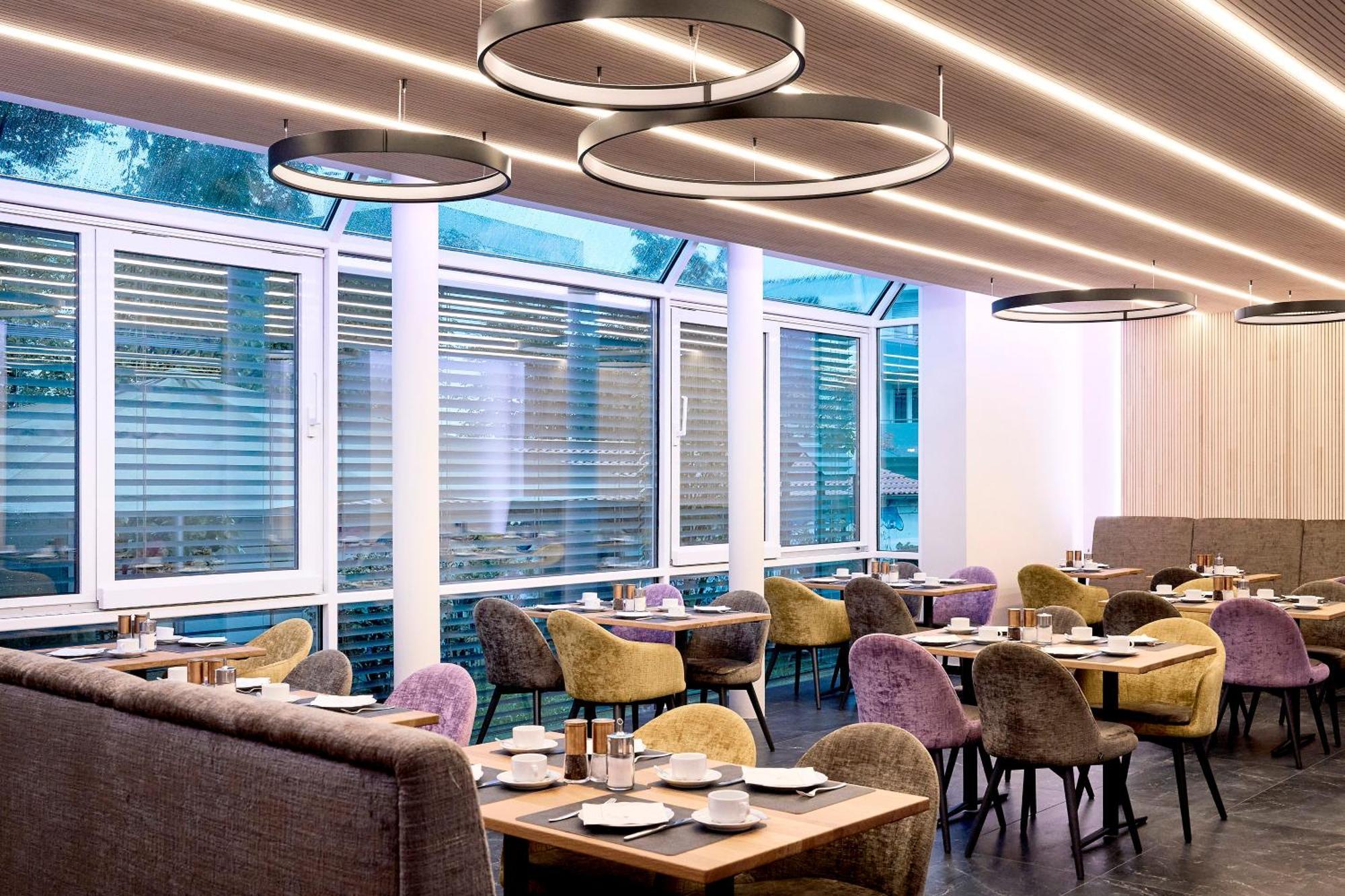 ויינגרטן Akzent Hotel Restaurant Altdorfer Hof מראה חיצוני תמונה