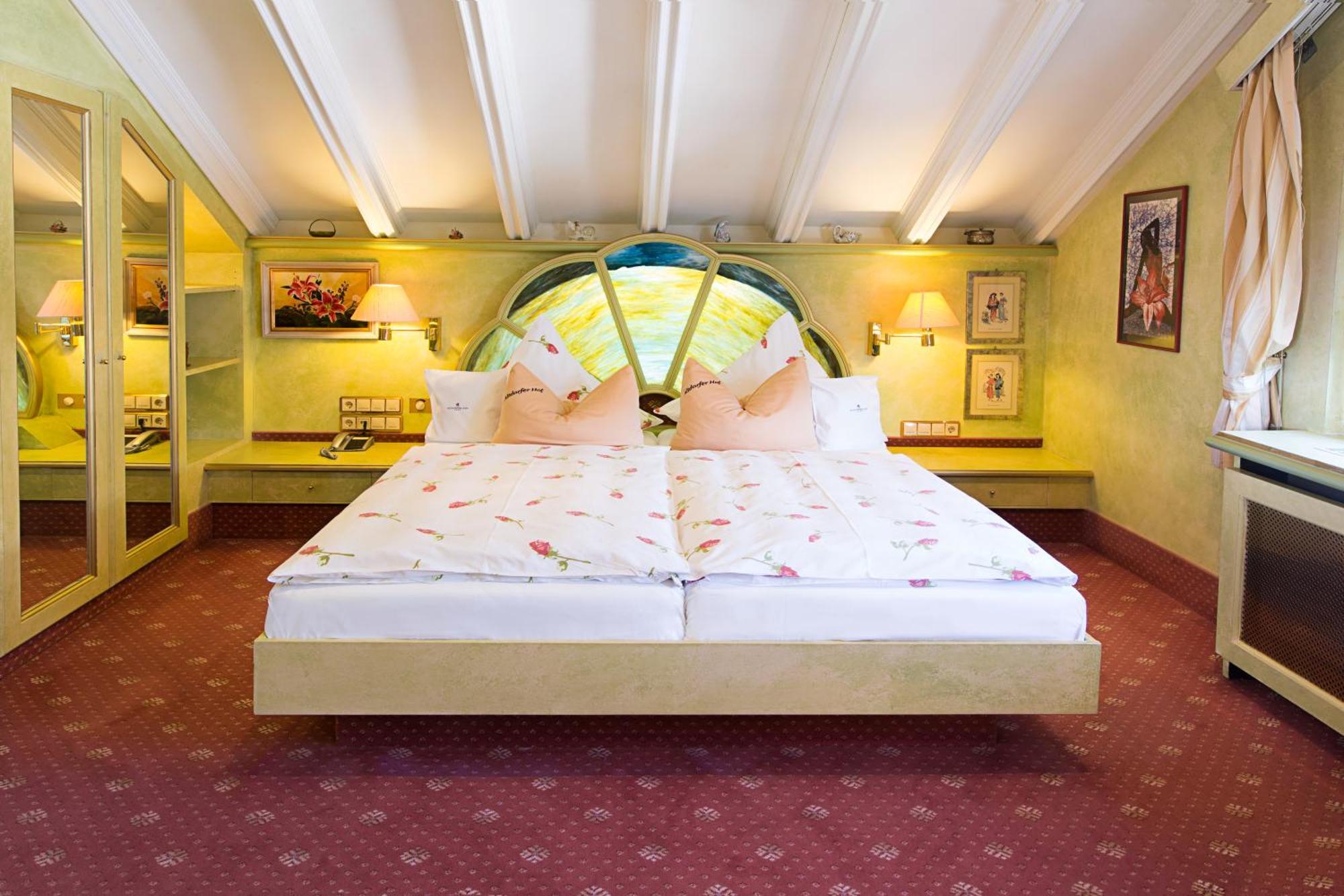 ויינגרטן Akzent Hotel Restaurant Altdorfer Hof מראה חיצוני תמונה